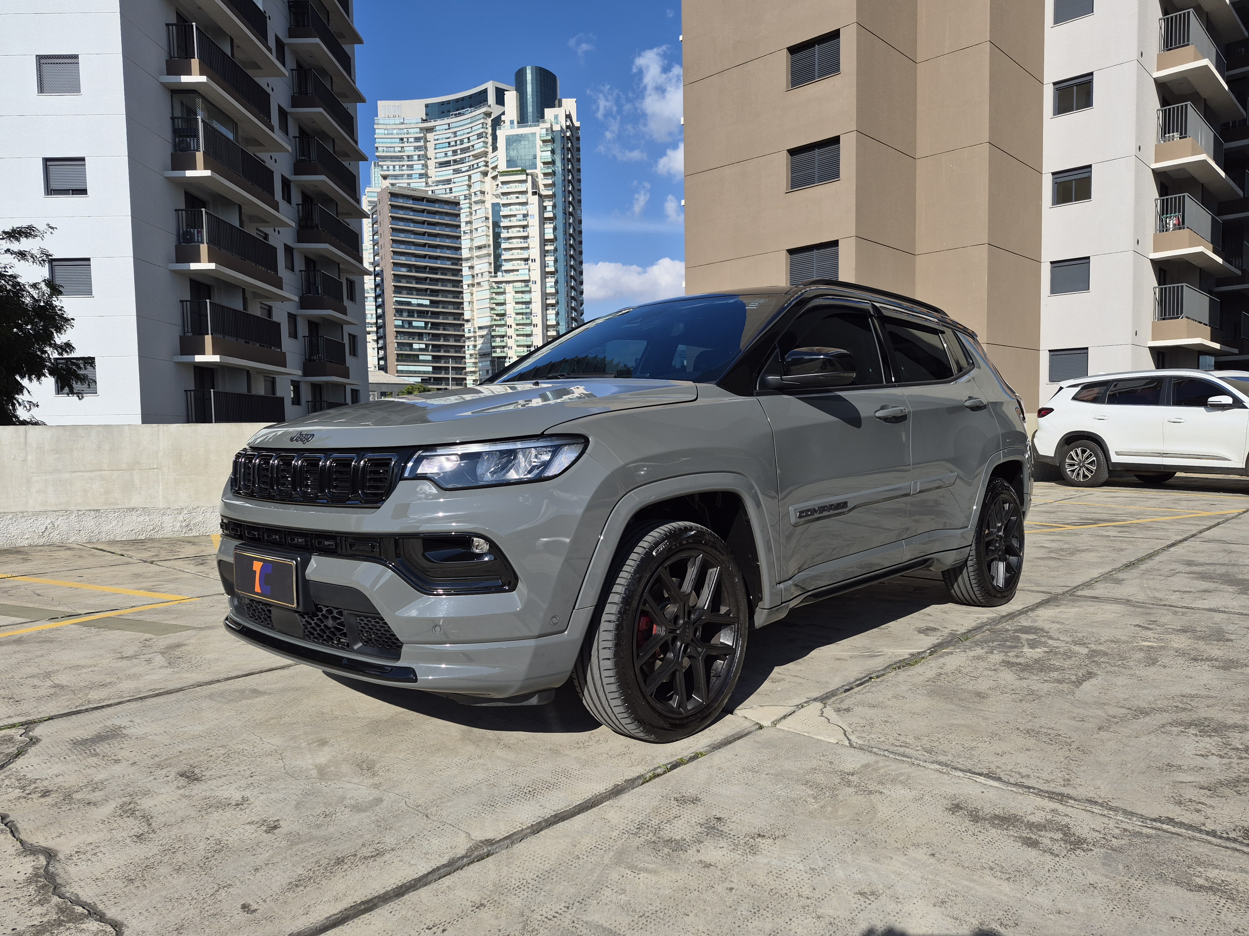 Jeep Compass Blackhawk